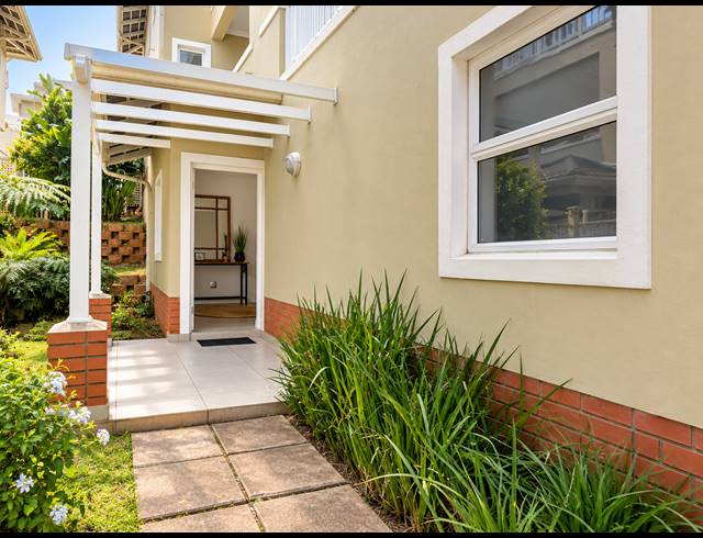 3 BEDROOM TOWNHOUSE FOR SALE IN KINDLEWOOD ESTATE